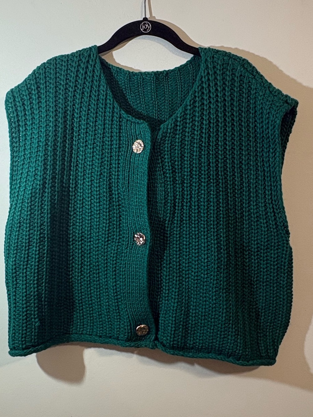 Chunky Knit Button-Front Sweater Vest dark green‎ gold button-down front large